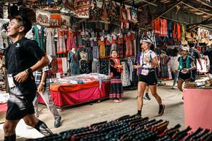 BIB: 
                            <button type="button" onclick="openModal(25550419)" class="btn btn-primary btn-sm float-right btn-popup" data-toggle="modal" data-target=".modal-high-quality">
                        <i class="fas fa-shopping-cart"></i> Add to Cart
                    </button>
                                            <button type="button" onclick="isThisMe(25550419, true)" class="btn btn-success btn-sm float-right btn-popup btn-isme hidden" data-toggle="tooltip" data-placement="bottom" title="นี่คือรูปของคุณใช่ไหม คลิกที่นี่เพื่อเอาเข้าอัลบั้ม">
                        <i class="fas fa-plus"></i> Add to album
                    </button>
                    <button type="button" onclick="isThisMe(25550419, false)" class="btn btn-warning btn-sm float-right btn-popup btn-isnotme hidden">
                        <i class="fas fa-ban"></i> Remove from album
                    </button>